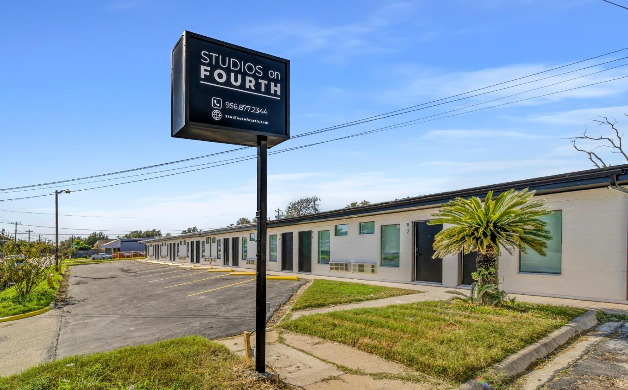 Studios On Fourth McAllen Extérieur photo